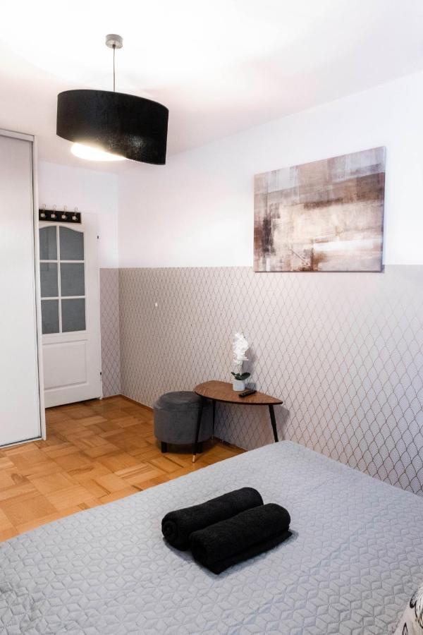 Clicktheflat Constitution Square Apart Rooms Варшава Екстер'єр фото