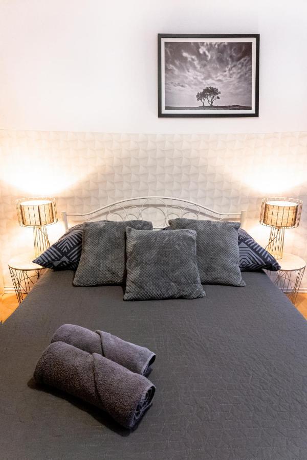 Clicktheflat Constitution Square Apart Rooms Варшава Екстер'єр фото