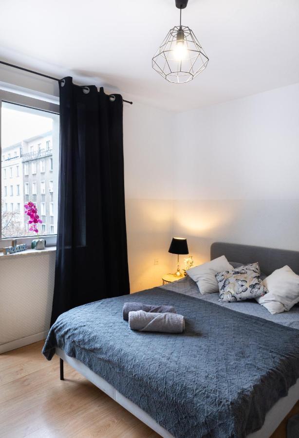 Clicktheflat Constitution Square Apart Rooms Варшава Екстер'єр фото
