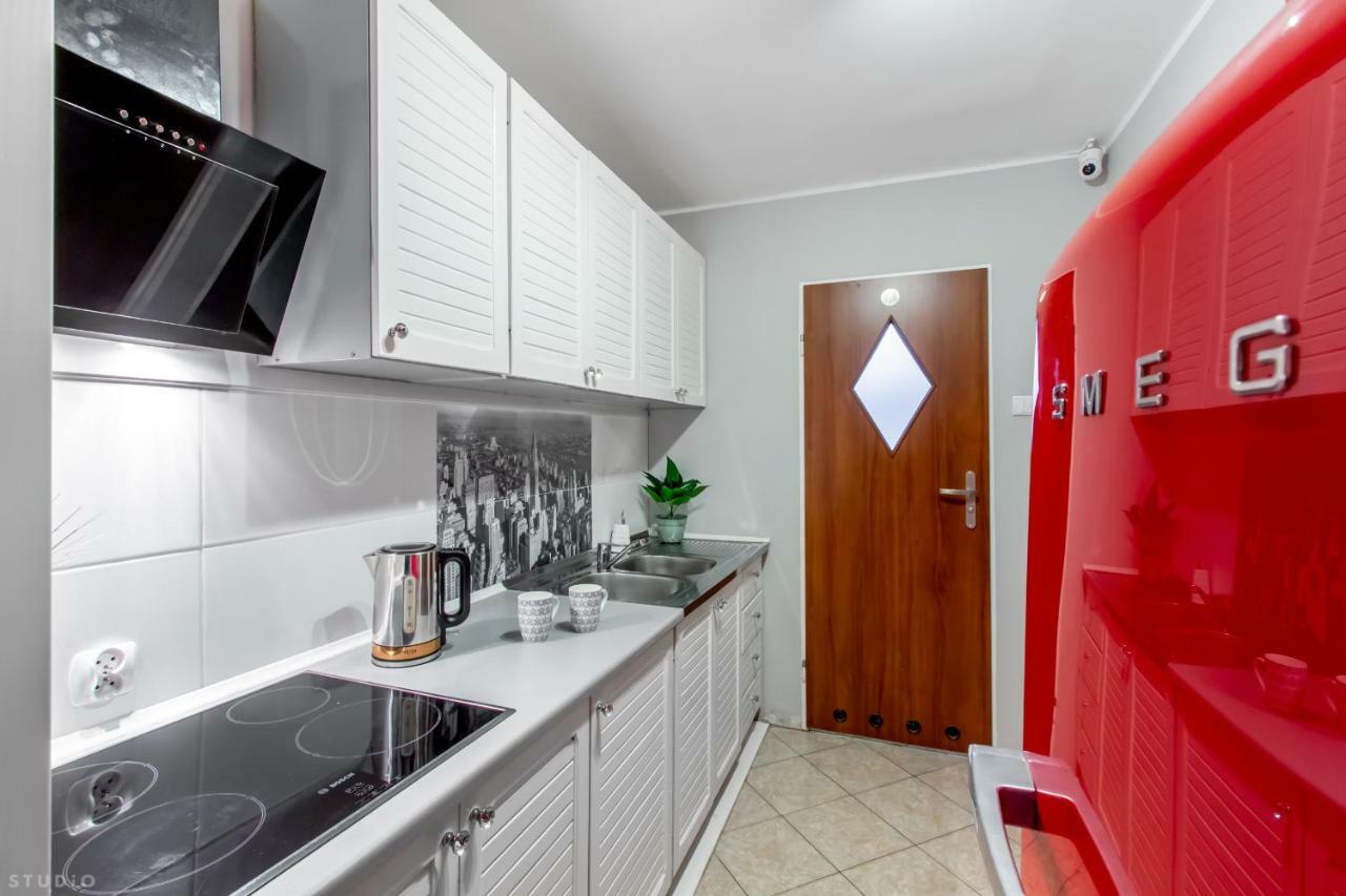 Clicktheflat Constitution Square Apart Rooms Варшава Екстер'єр фото