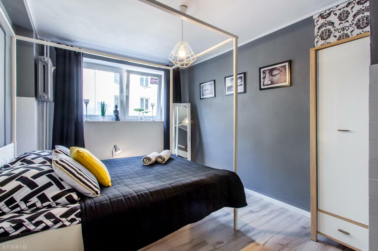 Clicktheflat Constitution Square Apart Rooms Варшава Екстер'єр фото
