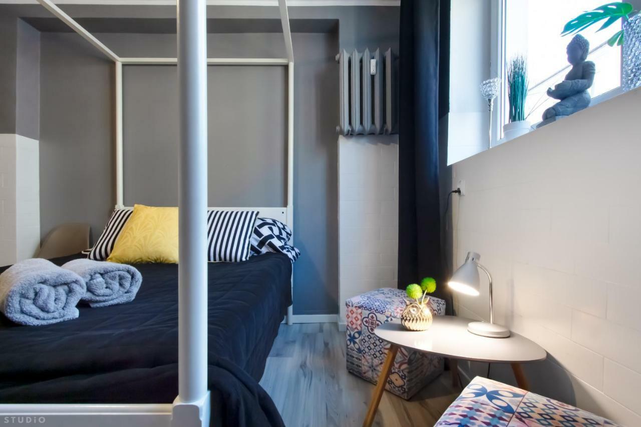Clicktheflat Constitution Square Apart Rooms Варшава Екстер'єр фото
